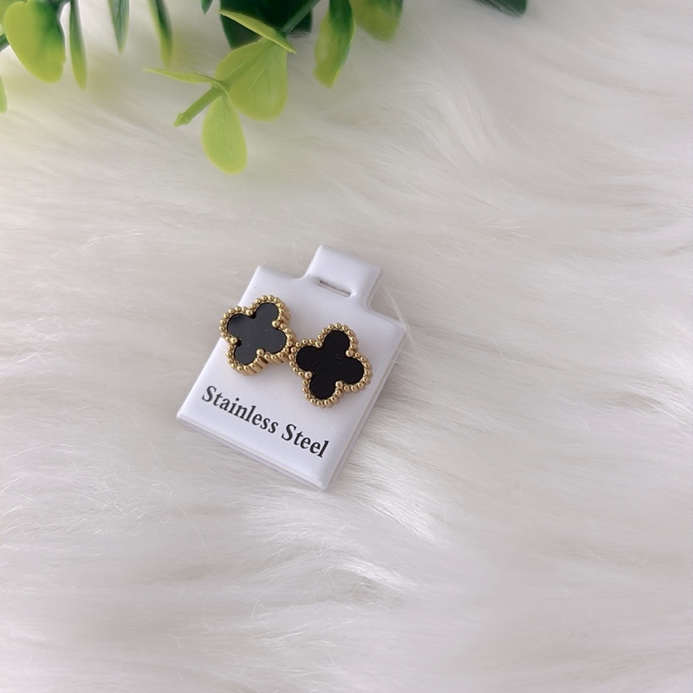 Gold and Black Stainless Steel Clover Earrings‎ - Picture 5 of 9